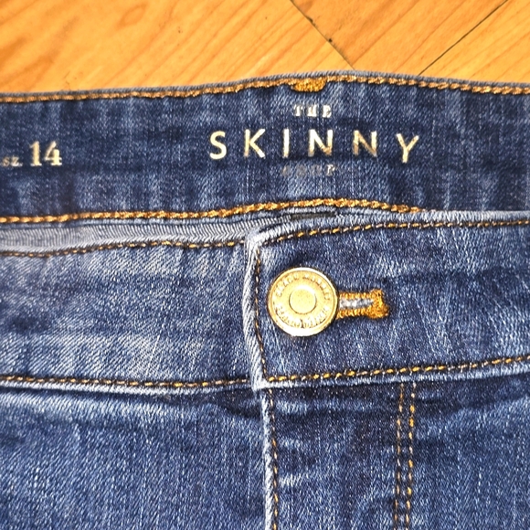 WHBM White House Black Market curvy skinny jeans medium wash 14 - Picture 6 of 12